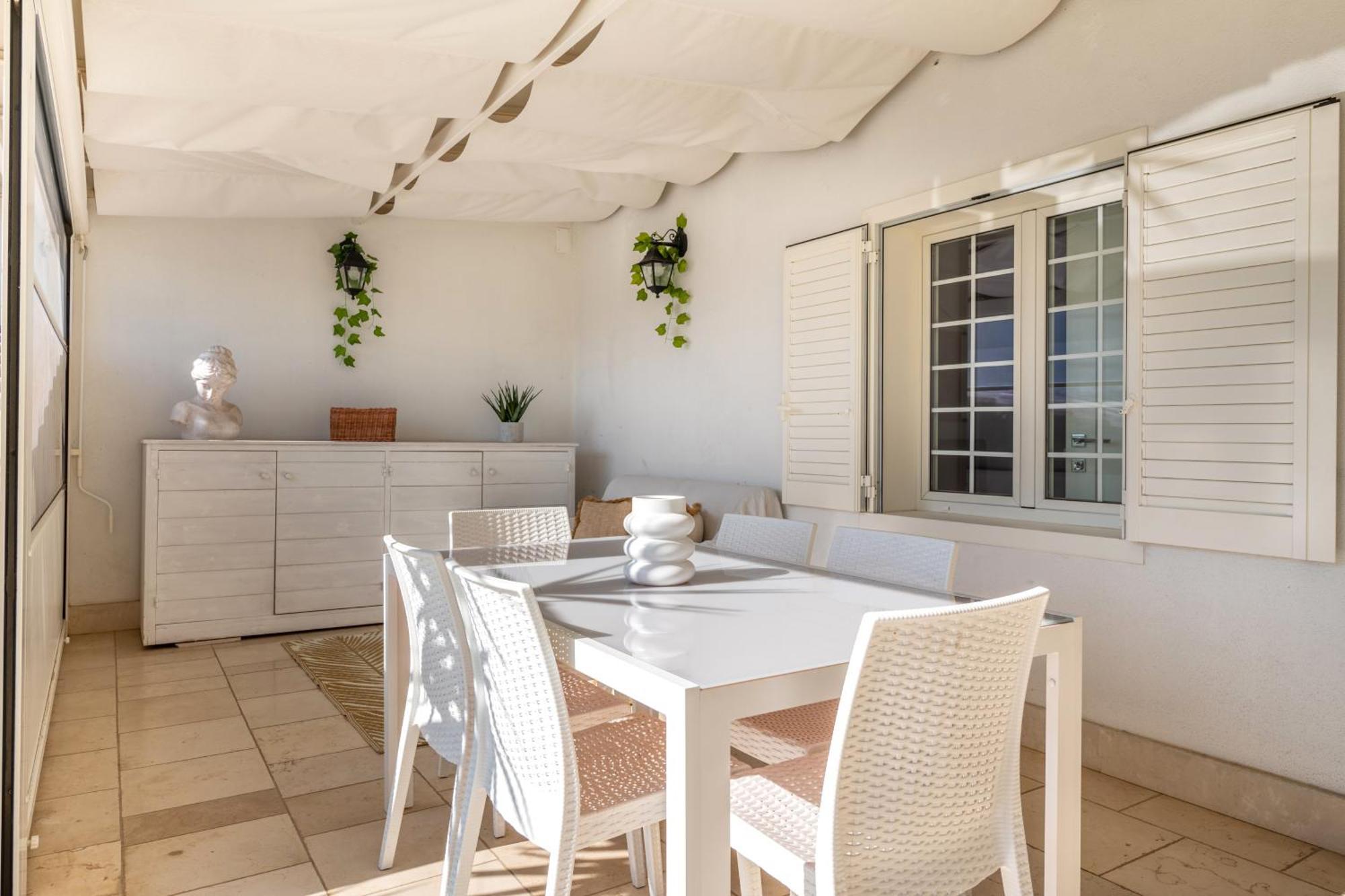 150Mq Rooftop Paradise - Spacious Private Terrace Bari Extérieur photo