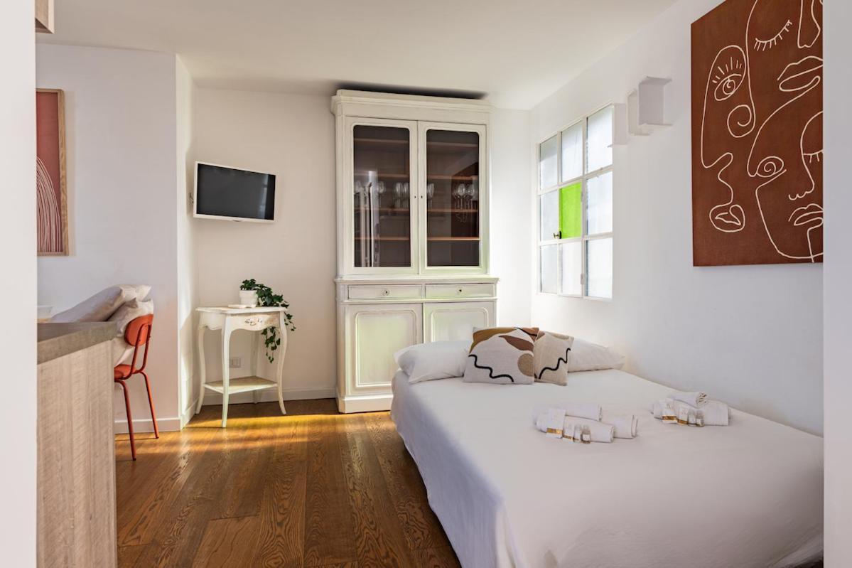 150Mq Rooftop Paradise - Spacious Private Terrace Bari Extérieur photo